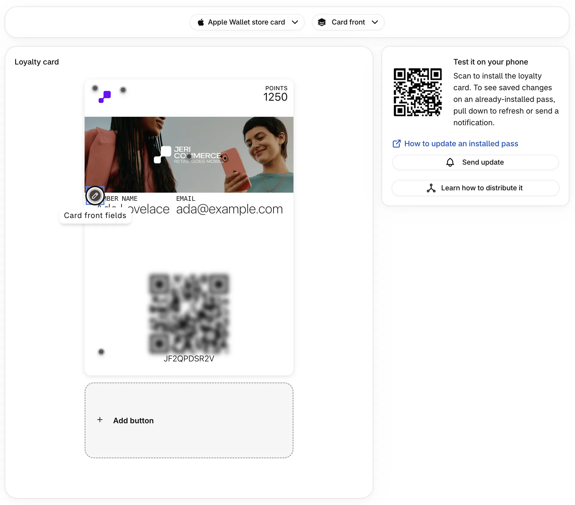 Editor de la tarjeta de fidelización con la zona Card front fields resaltada en la vista previa de Apple Wallet
